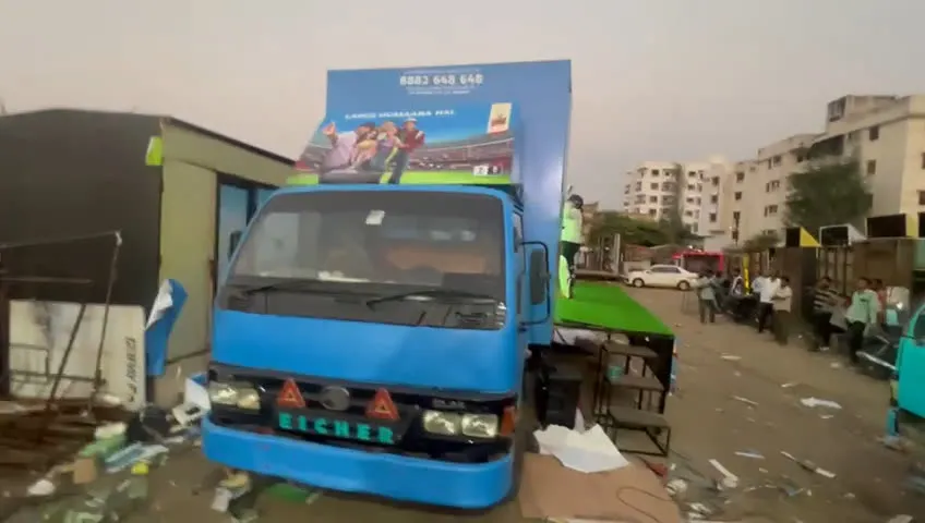 Royal Stag — Royal Stag branded truck